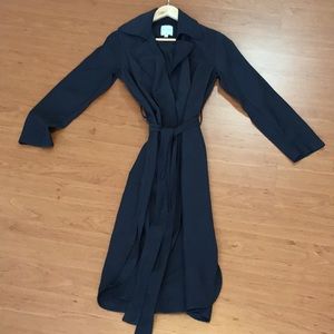 Gentle Fawn viscose polyester unlined trench coat.  Perfect for spring!